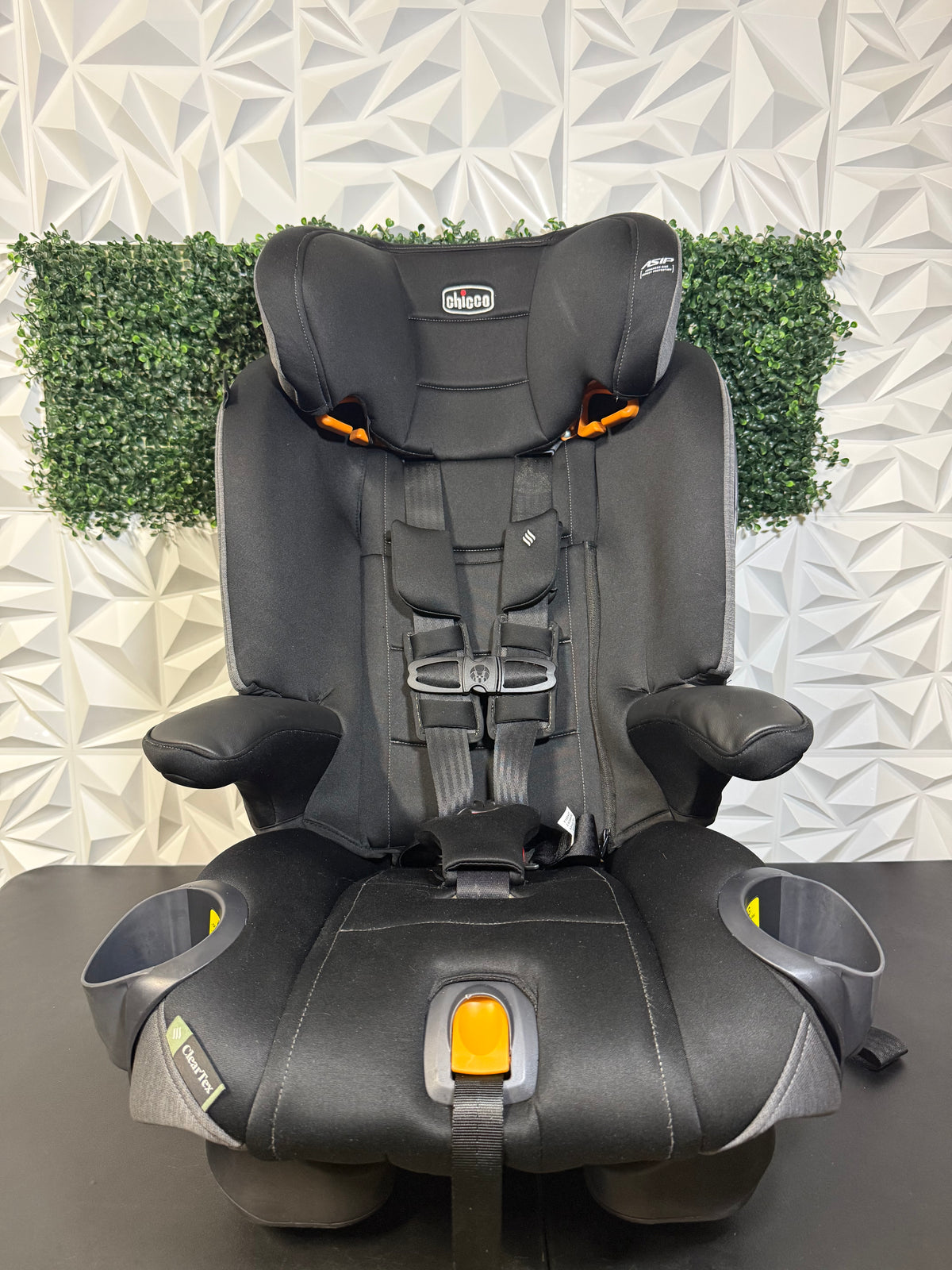 Chicco MyFit ClearTex Harness + Booster Seat - Raven: Fits 3 Across, LATCH Compatible, Machine Washable, Cup Holder