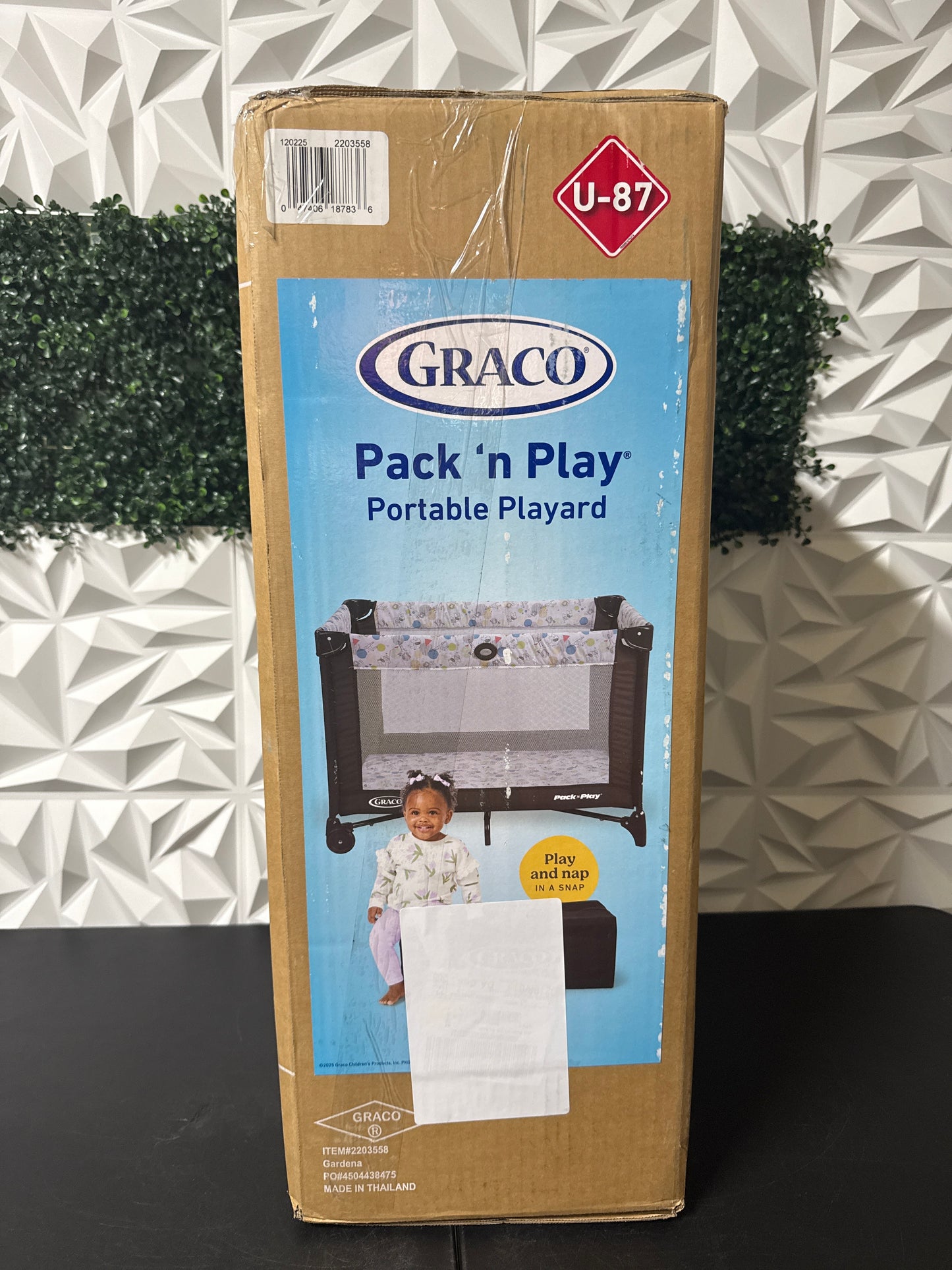 Graco Pack 'n Play Portable Playard - Carnival