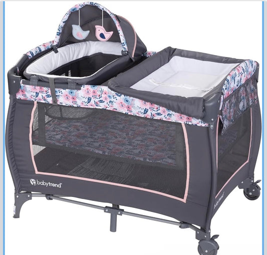 Baby Trend Lil Snooze Deluxe II Nursery Center