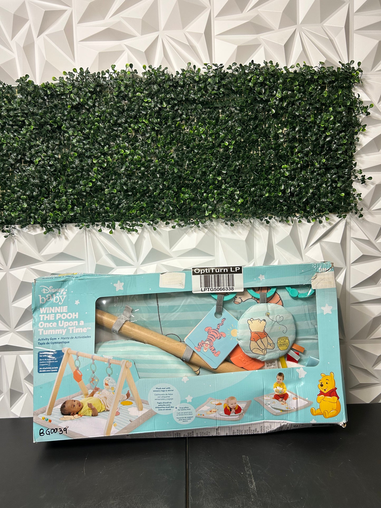 Bright Starts Winnie The Pooh Once Upon a Tummy Time Baby Playmat: Animal Icon Theme